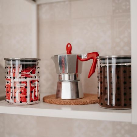 Brombeis Aurea By Casanapoletana - Town Center Apartment Napoli Bagian luar foto